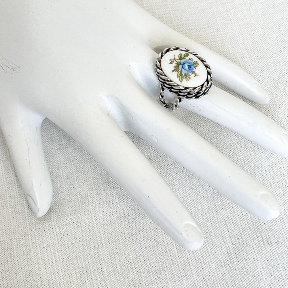 Sarah Coventry Ring Blue Rose Braided Rope Band Silver Tone Adjustable Cottage - Picture 2 of 9